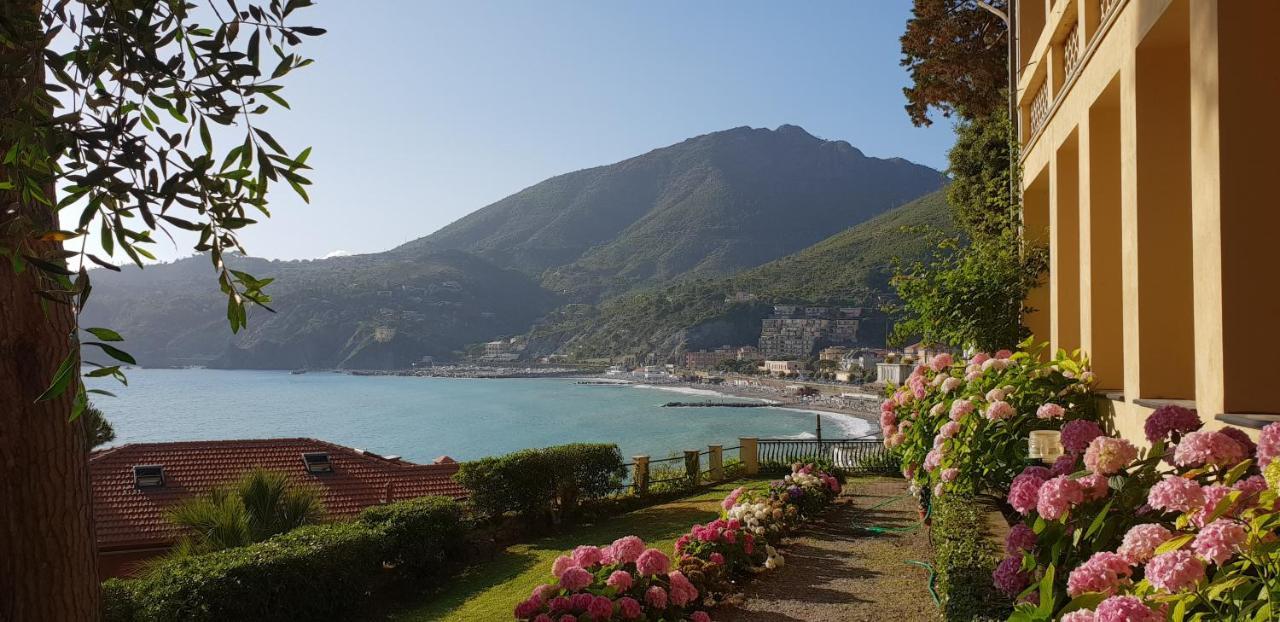 Villa Mare Blu Levanto Exterior photo